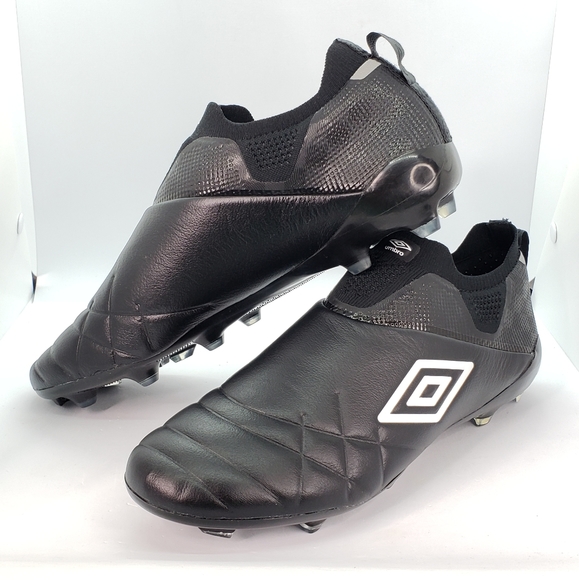 $220 Umbro Medusae III Elite FG Laceless Soccer Cleats sz 12 - Picture 2 of 13